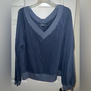 Boxy Semi Cropped long sleeve